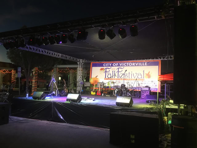 Full service stage truss 